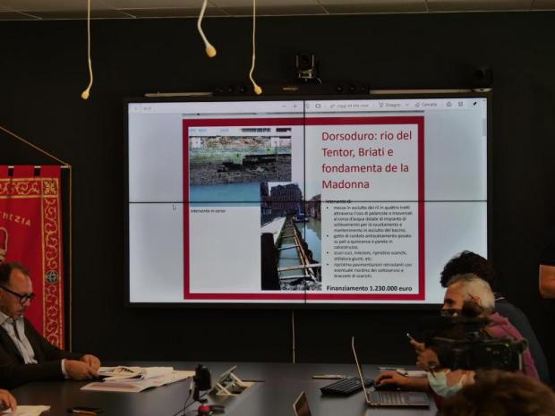 Un momento della conferenza stampa