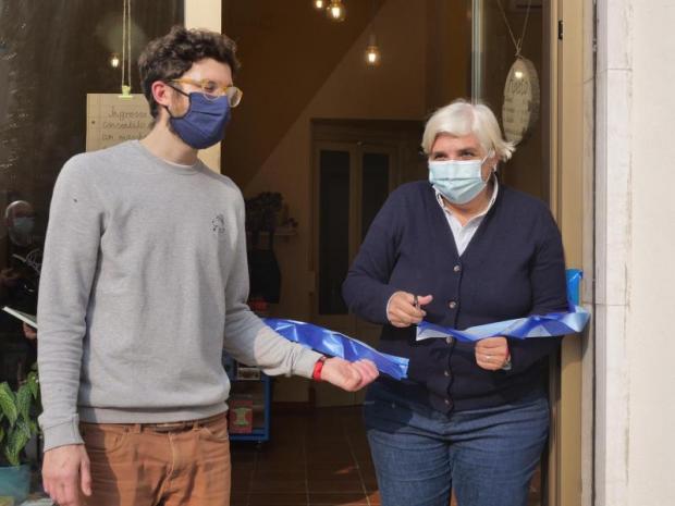 mar all'inaugurazione della libreria