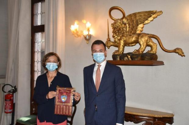 L'incontro tra l'assessore Venturini e l'ambasciatrice Hana Hubáčková