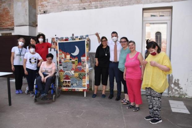 L'assessore Venturini al centro diurno di Castello