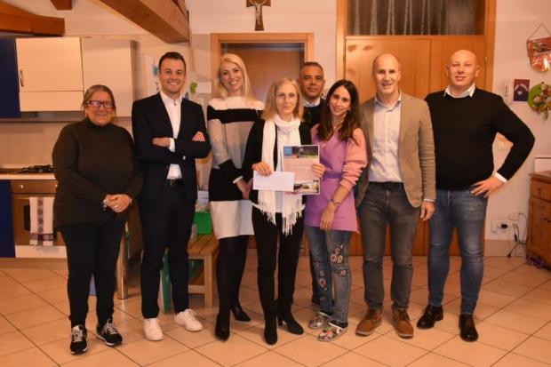 La consegna della donazione
