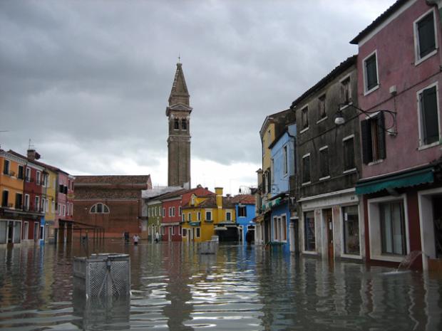 acqua alta a Burano