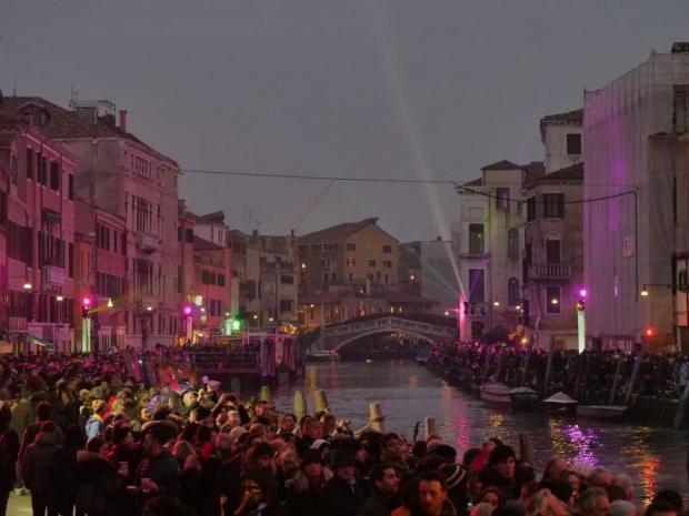 Carnevale di Venezia 2019: la festa veneziana sull'acqua a Cannaregio Carnevale di Venezia 2019: la festa veneziana sull'acqua a Cannaregio