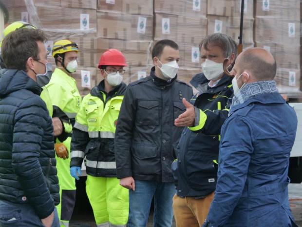 Consegnata seconda tranche di kit alimentari per i bisognosi
