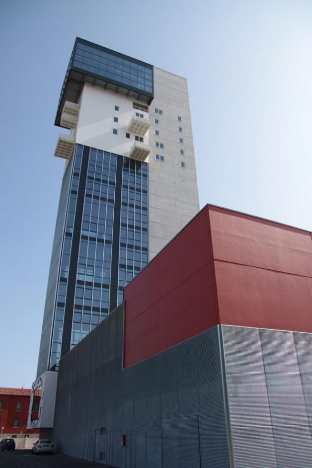 Hybrid Tower