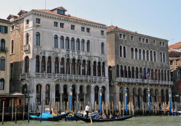 Esterno di Ca' Farsetti e Ca' Loredan