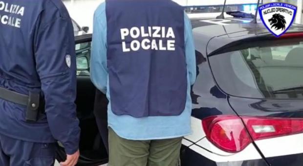 L'intervento della Polizia locale L'intervento della Polizia locale