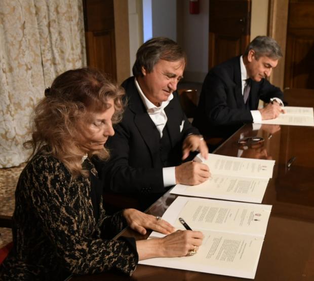 Sindaco presidente Marini e procuratore Mura alla firma del Protocollo