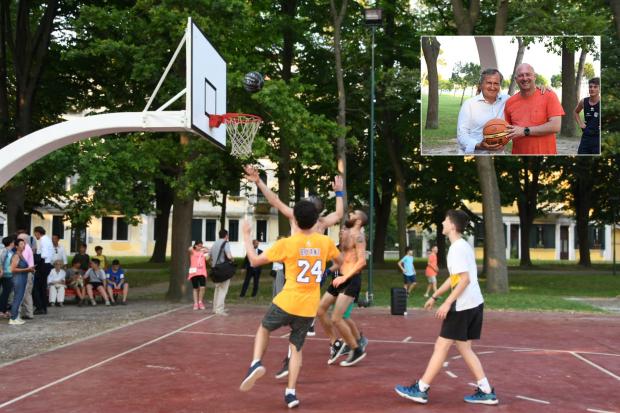 Il campo da basket di Sant'Elena