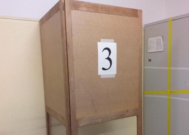 Cabina elettorale