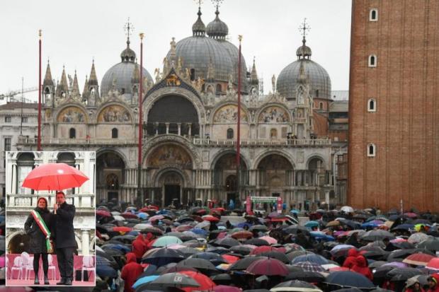 Immagine della cerimonia in Piazza San Marco