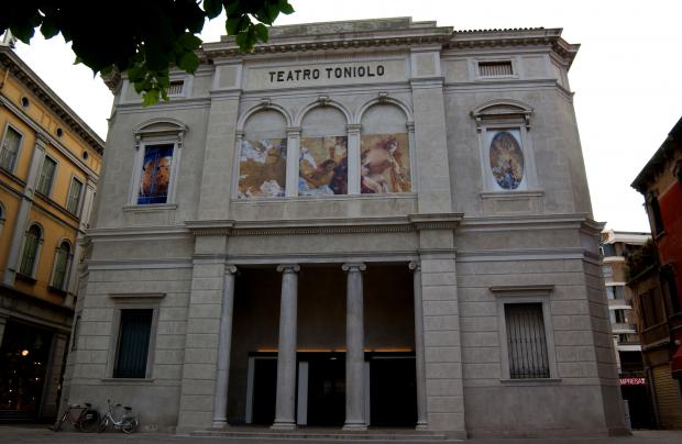 Il Teatro Toniolo