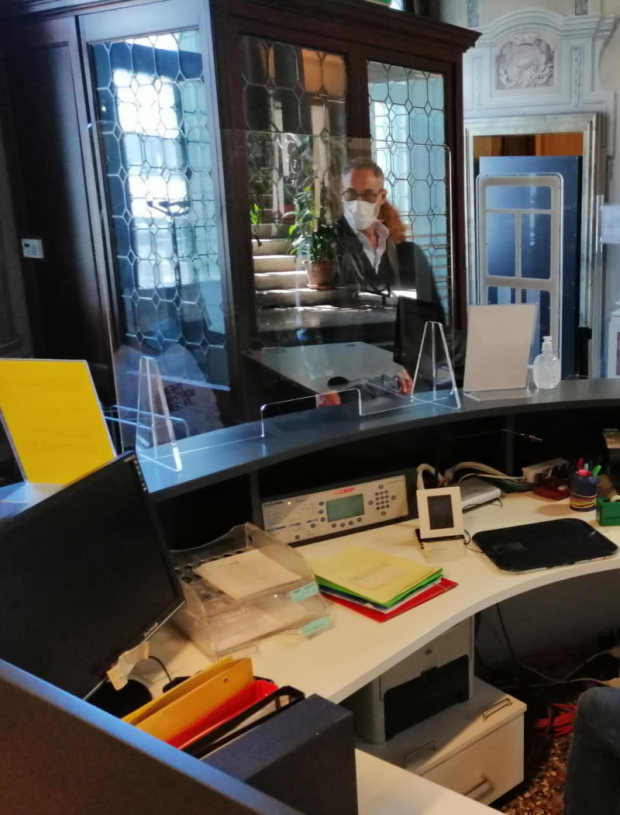 interno biblioteca Vez