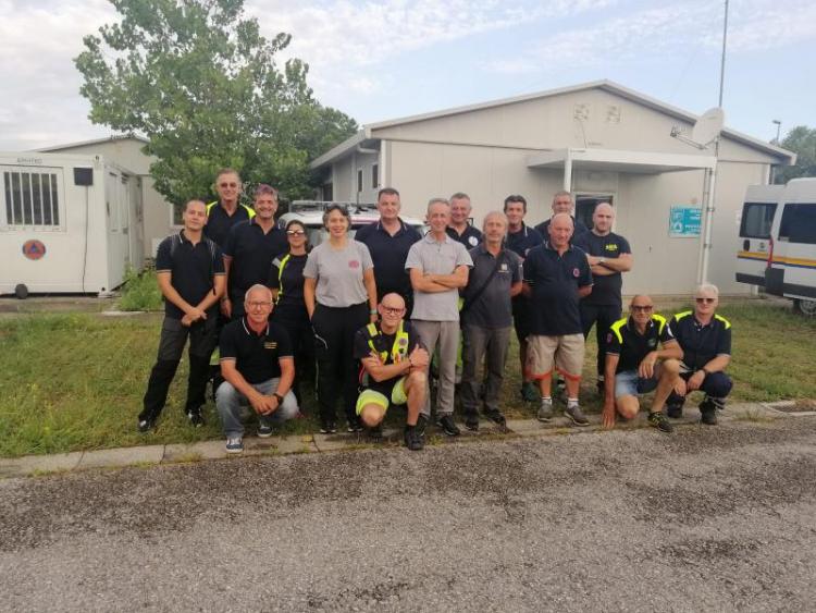 L'assessore Zaccariotto alla piscina comunale di Sacca Fisola per un  sopralluogo del cantiere